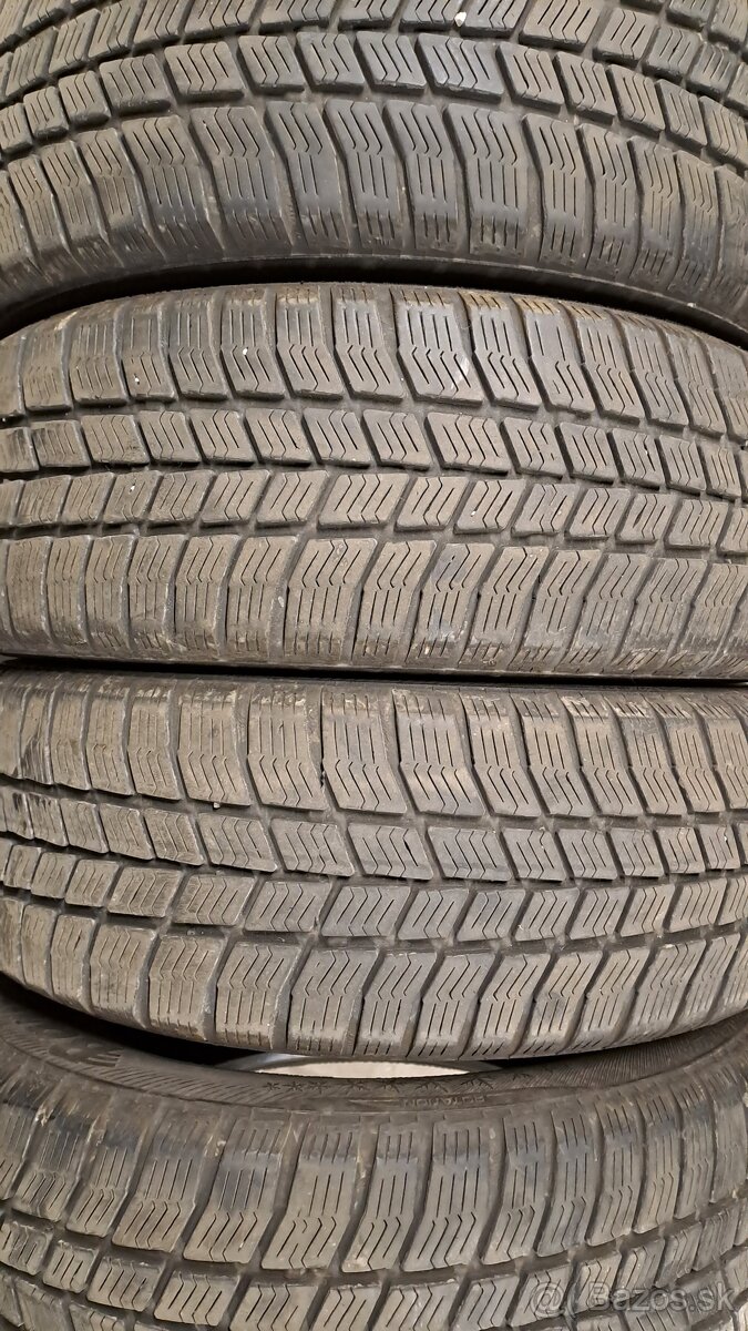 Predám 4ks jazdené zimné 185/60r15-84T Barum