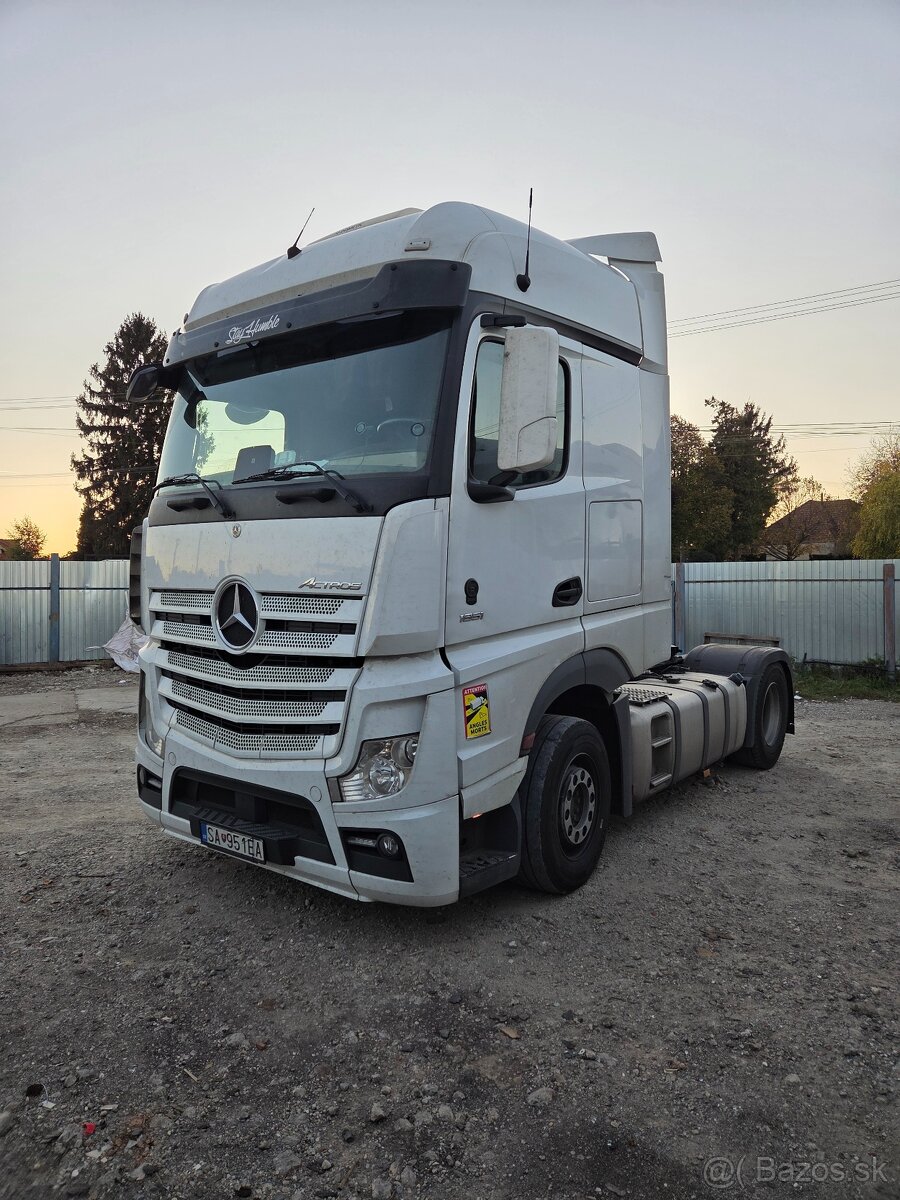 Mercedes Benz Actros 1851