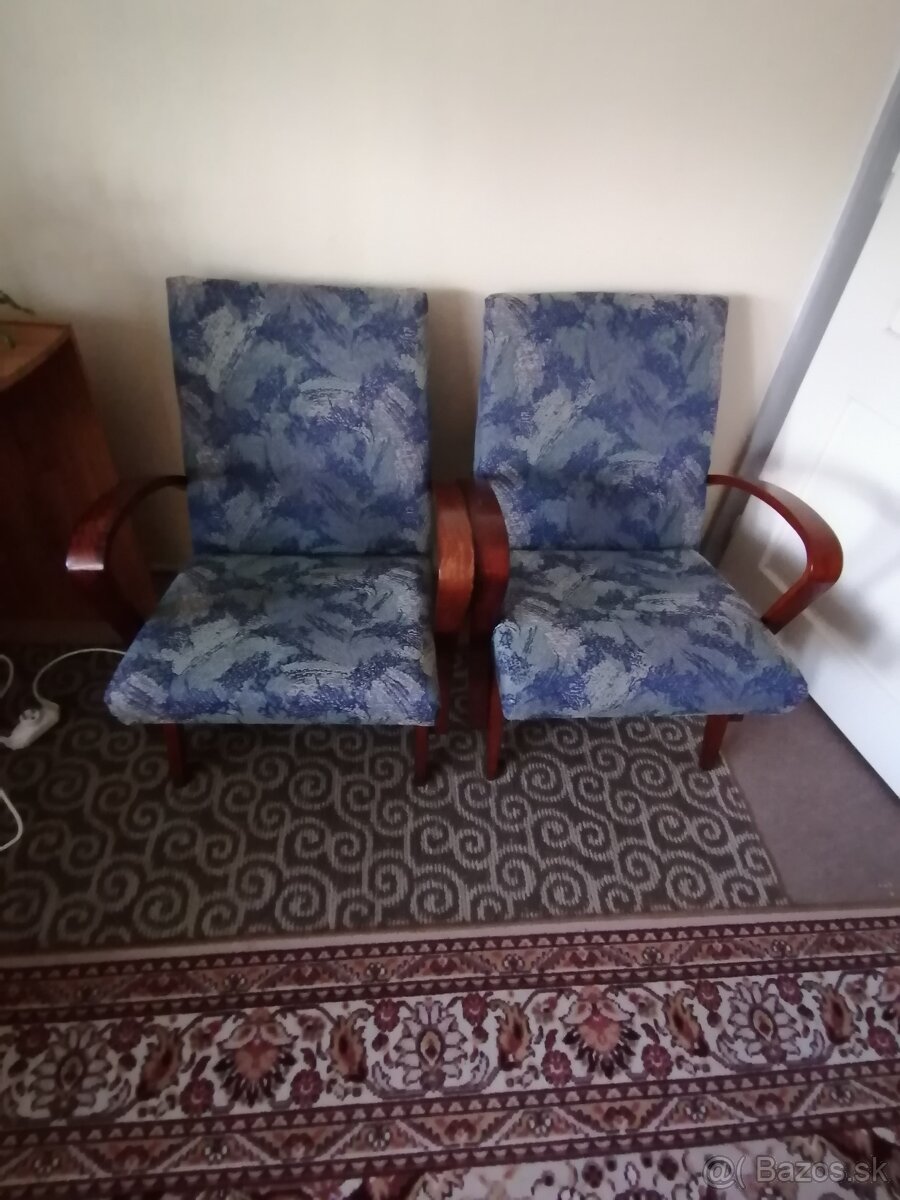 Starožitné kreslá