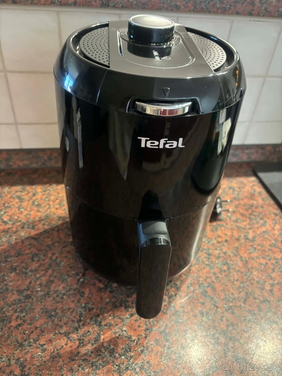 Teplovzdušná fritéza Tefal