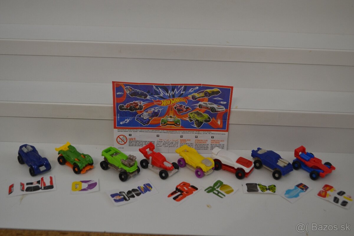 KINDER HOT WHEELS