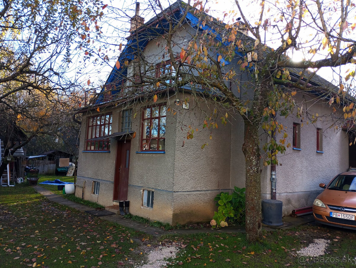 Rodinný dom na predaj - Papradno