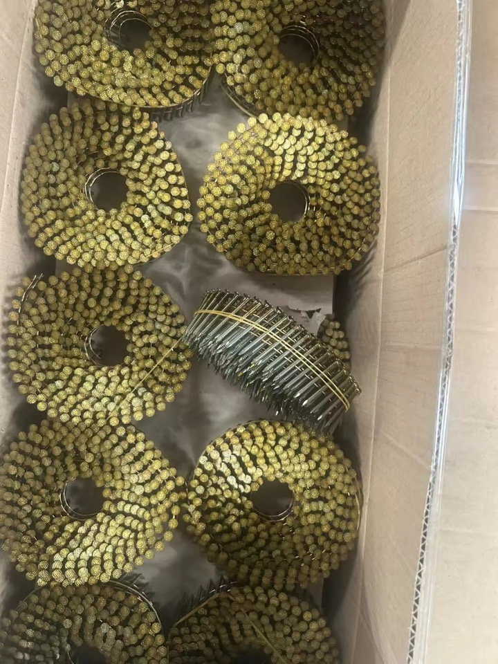 Klince do klincovacky