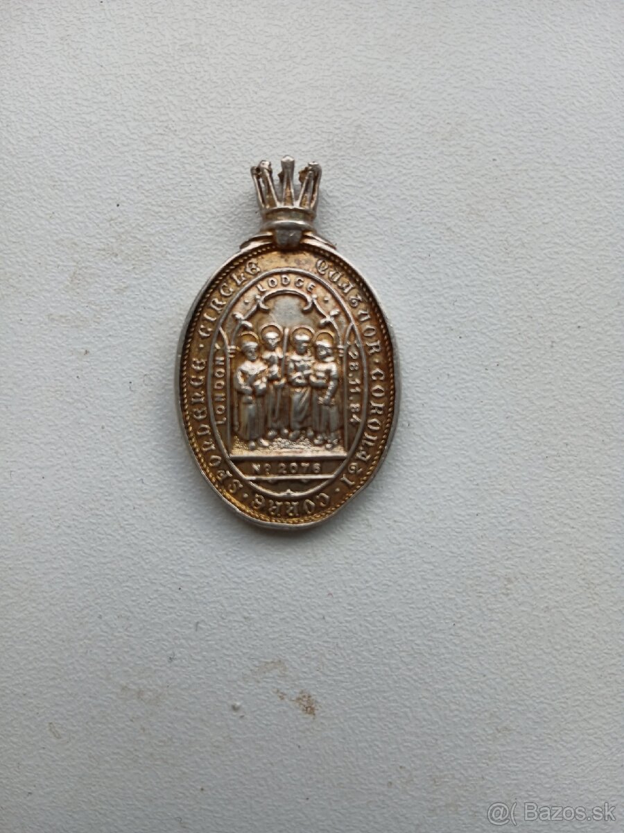 Slobodomurársky strieborný medailón