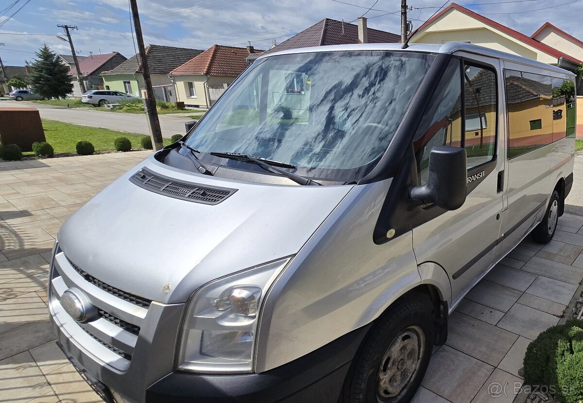 Ford Transit Turneo 9 miestny
