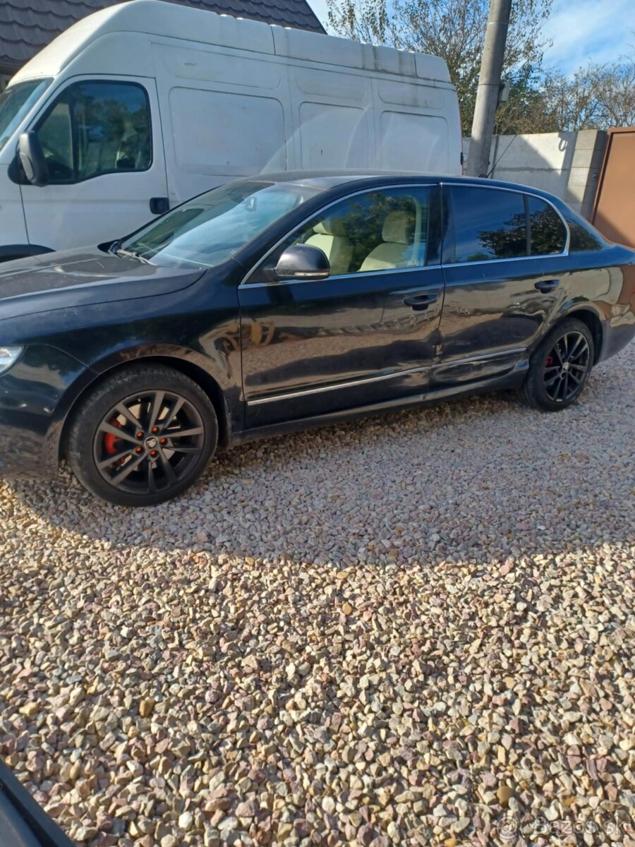Rozpredám škoda Superb 2 1.8 Tsi 118kw BZB