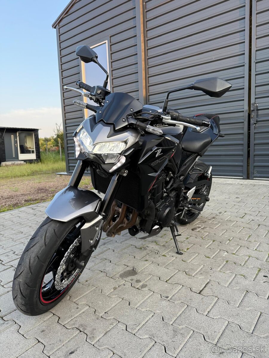 Kawasaki Z900 2023