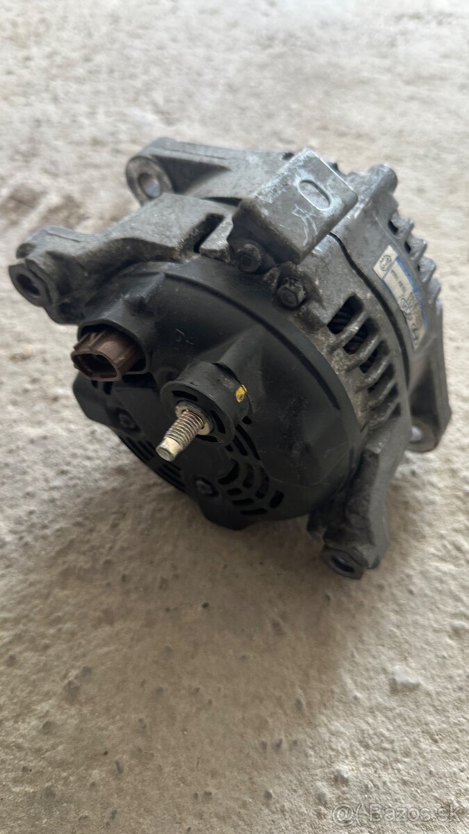Predám alternátor Hyundai i30N 37300 - 2GPD0