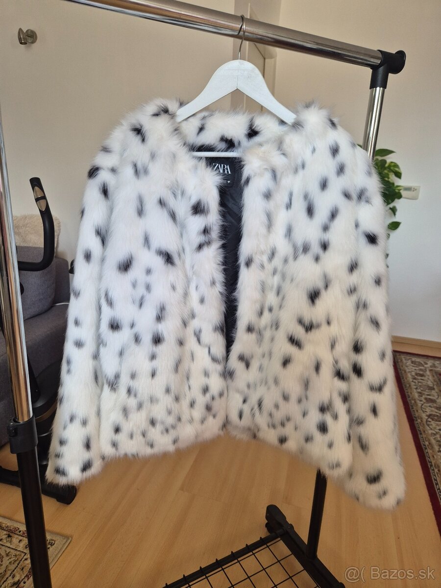 Zara kožúšok veľkosť XL