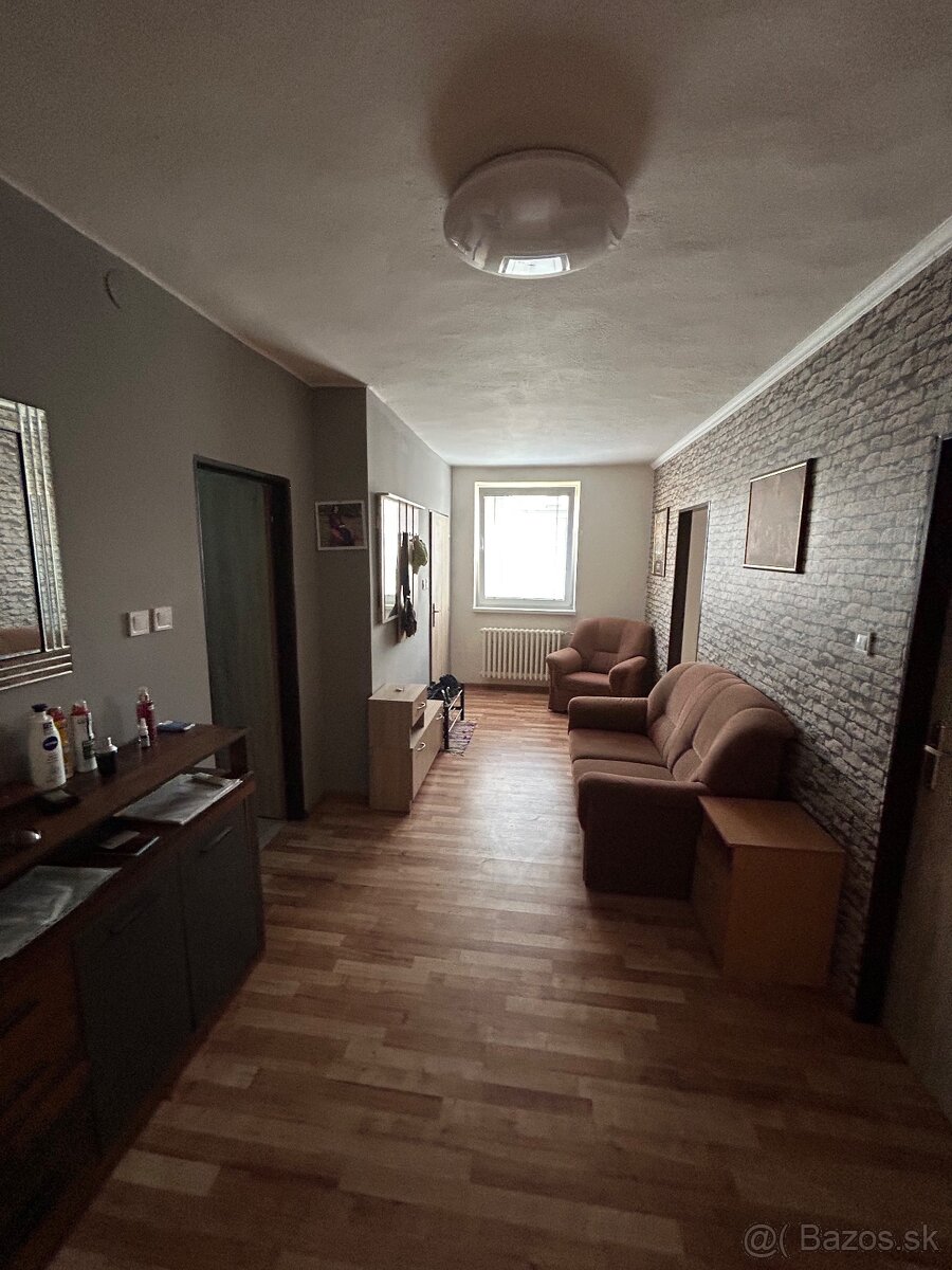 P3 izbový byt na prenájom