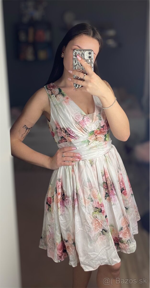 Krátke spoločenké šaty, veľ. M