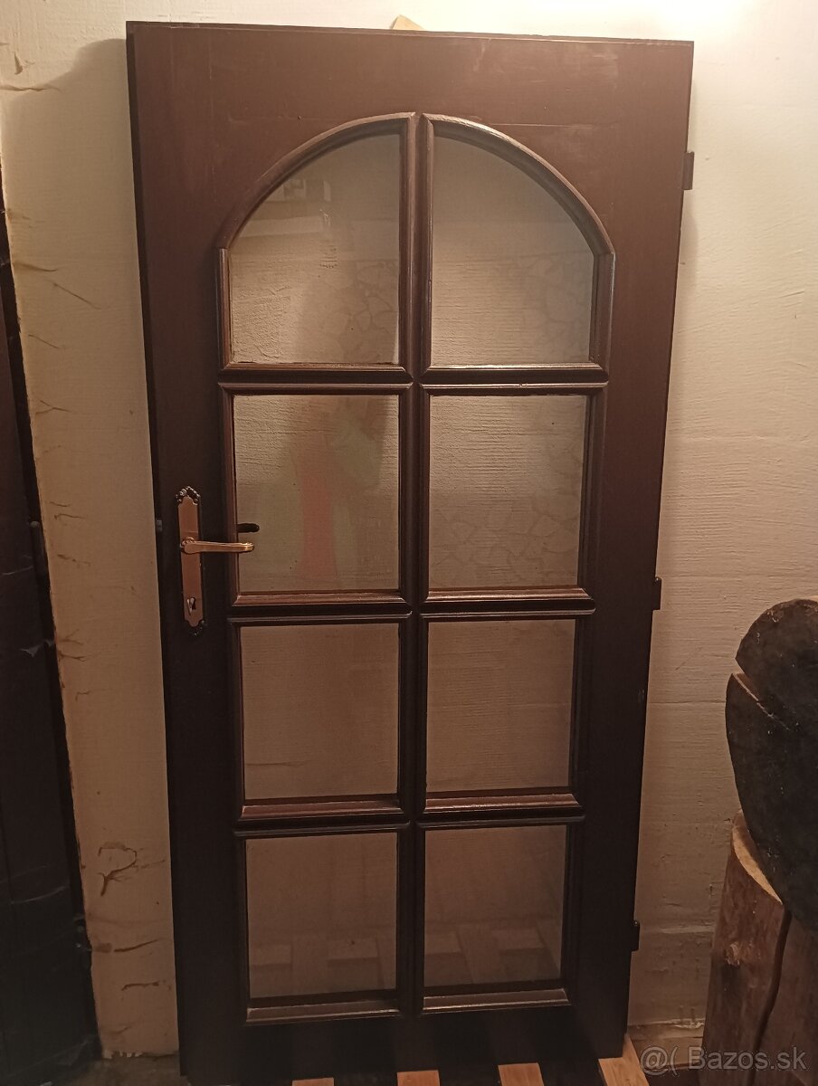 Drevené presklené dvere