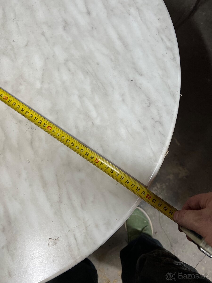 Stôl okrúhly priemer 80 cm