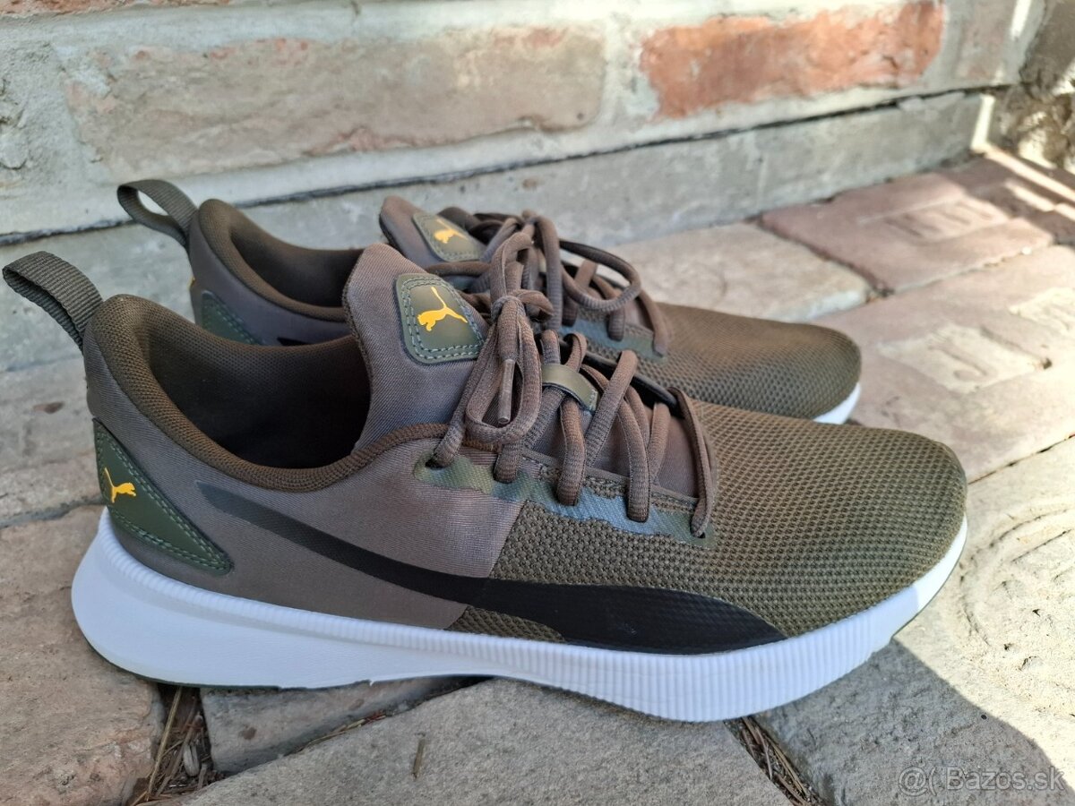 Puma tenisky 41
