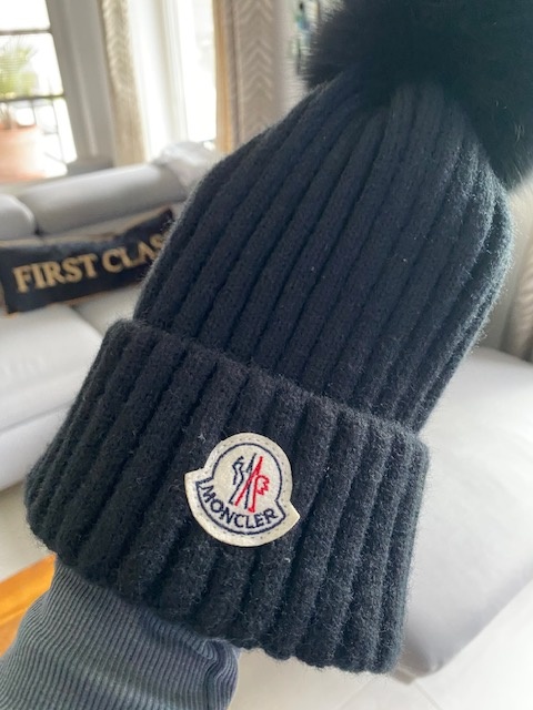 Moncler čiapka