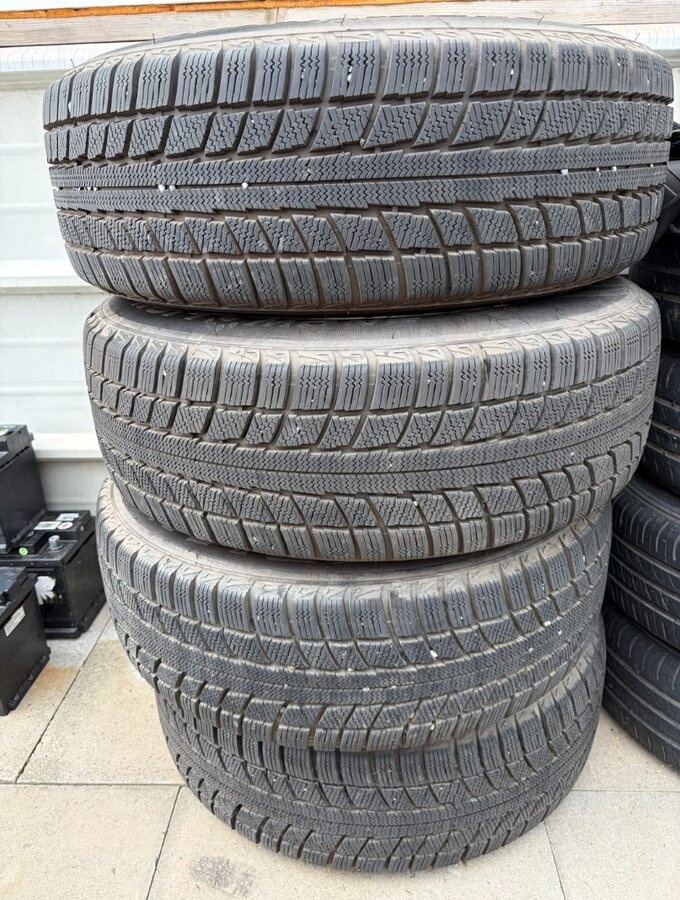 sada zimních kol 215/65 R16