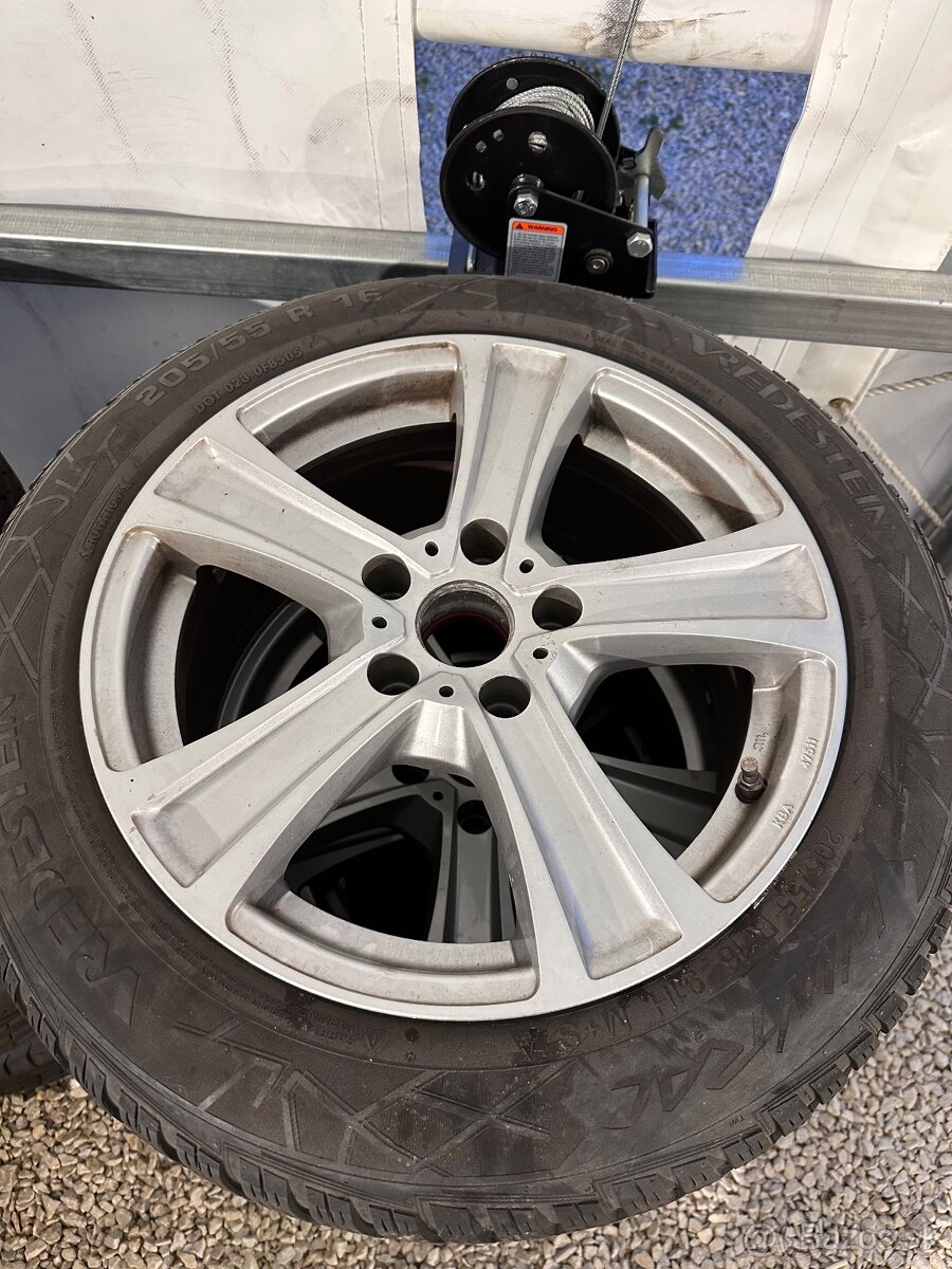 Zimna alu sada 5x112 205/55 R16 VW