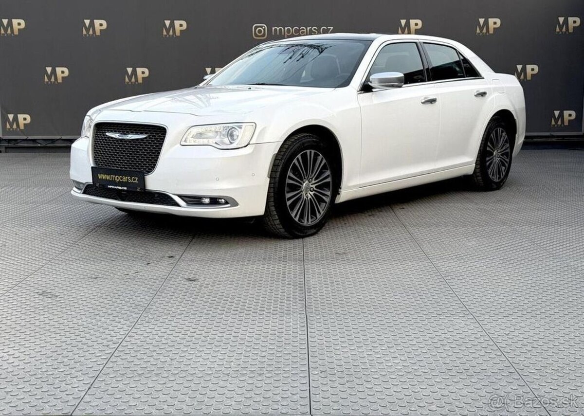 Chrysler 300C Platinum, AWD, Top automat 218 kw 2016