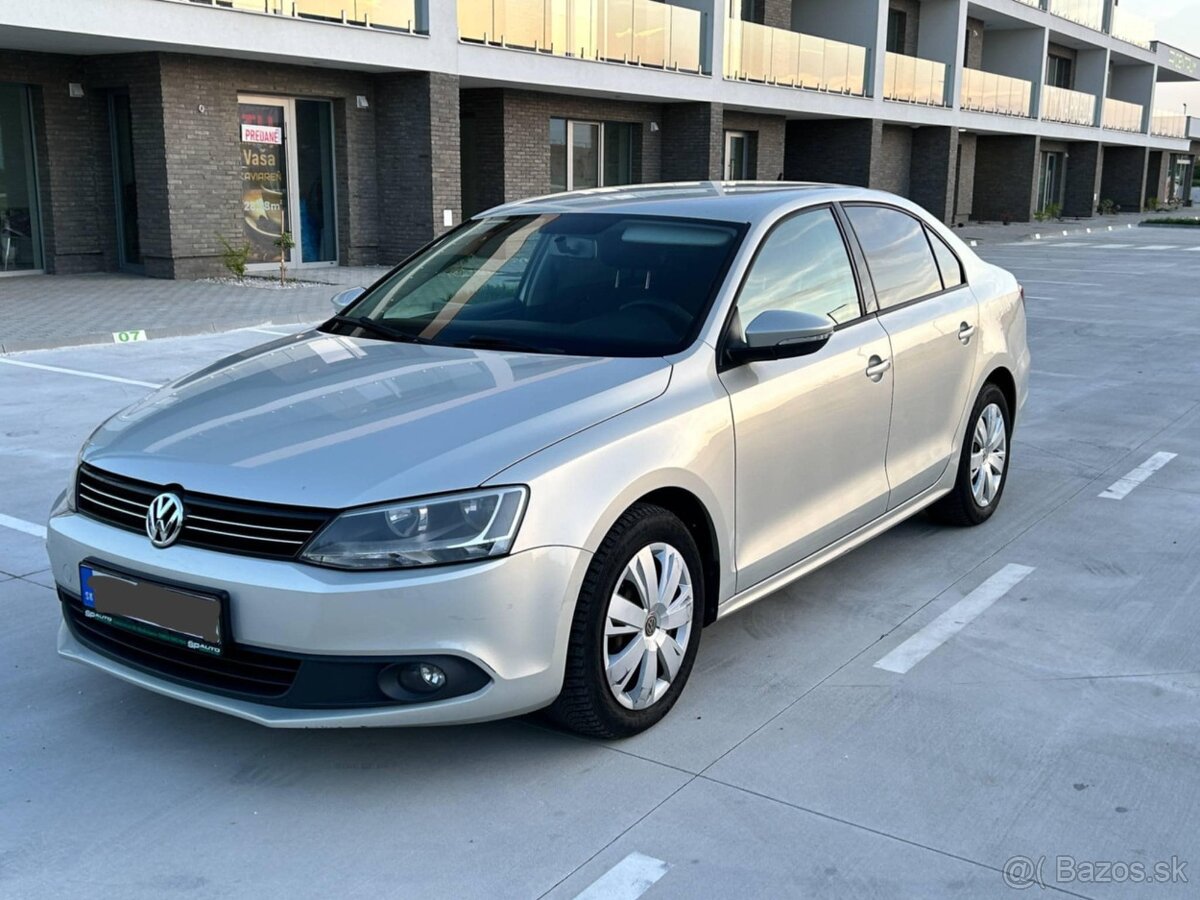 Predám Volkswagen Jetta 1.6 tdi 77kw Rok výroby 2012 stk+ek