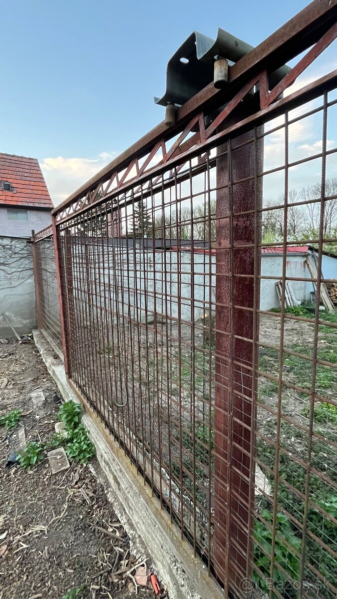 Záhradná posuvná brána