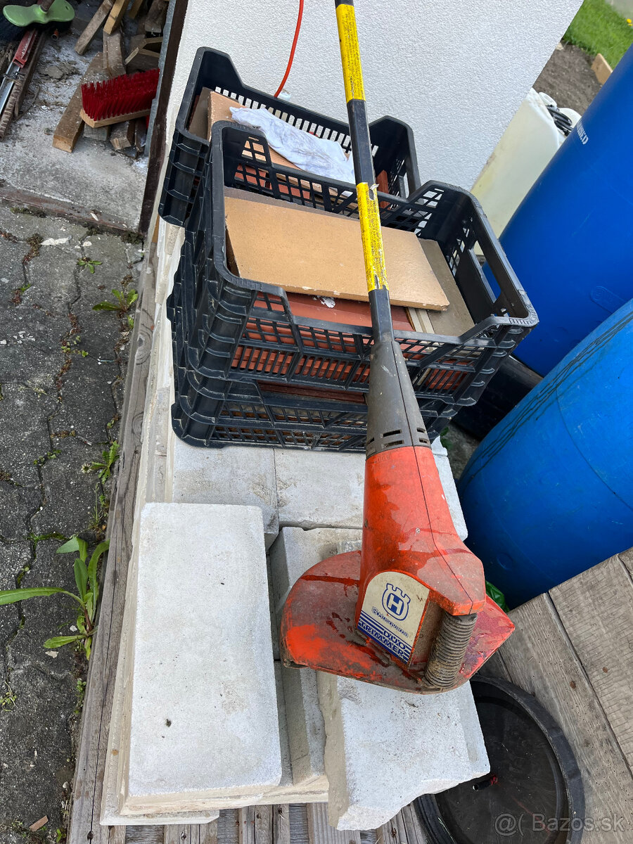 vyzinacka Husqvarna 850 W