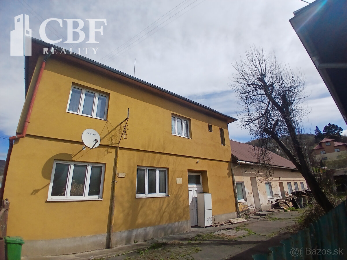NA PREDAJ ROZĽAHLÝ RODINNÝ DOM V DOBŠINEJ, OKRES ROŽŇAVA