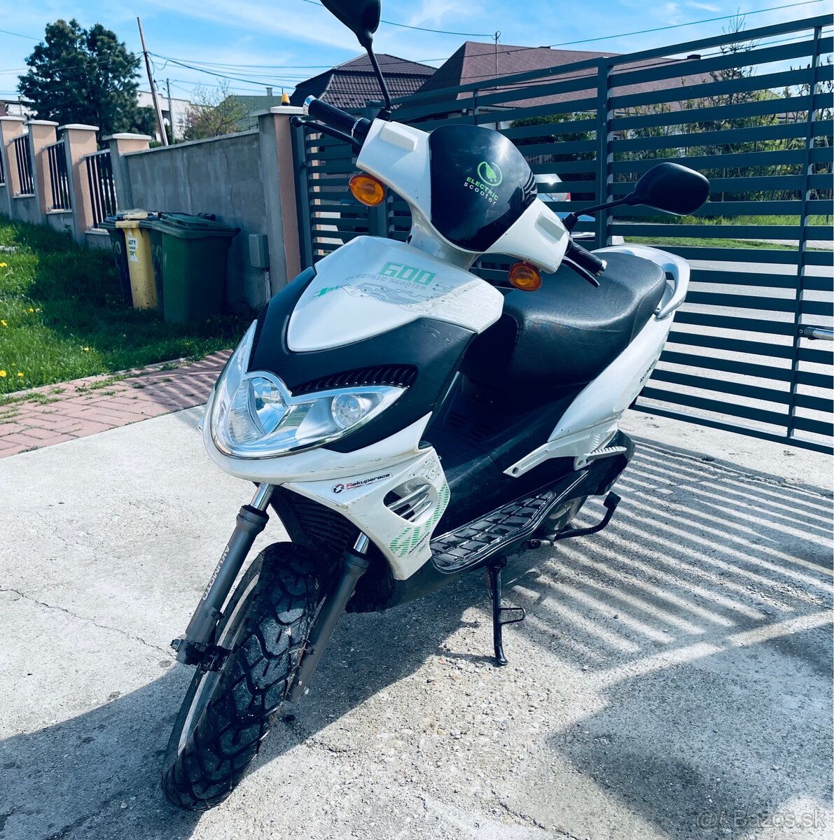 Ponúkam na predaj Skuter elektro 600