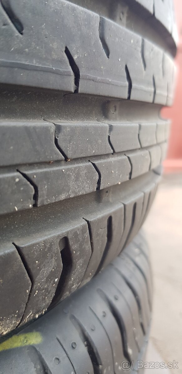 Pneu 165/60 R15