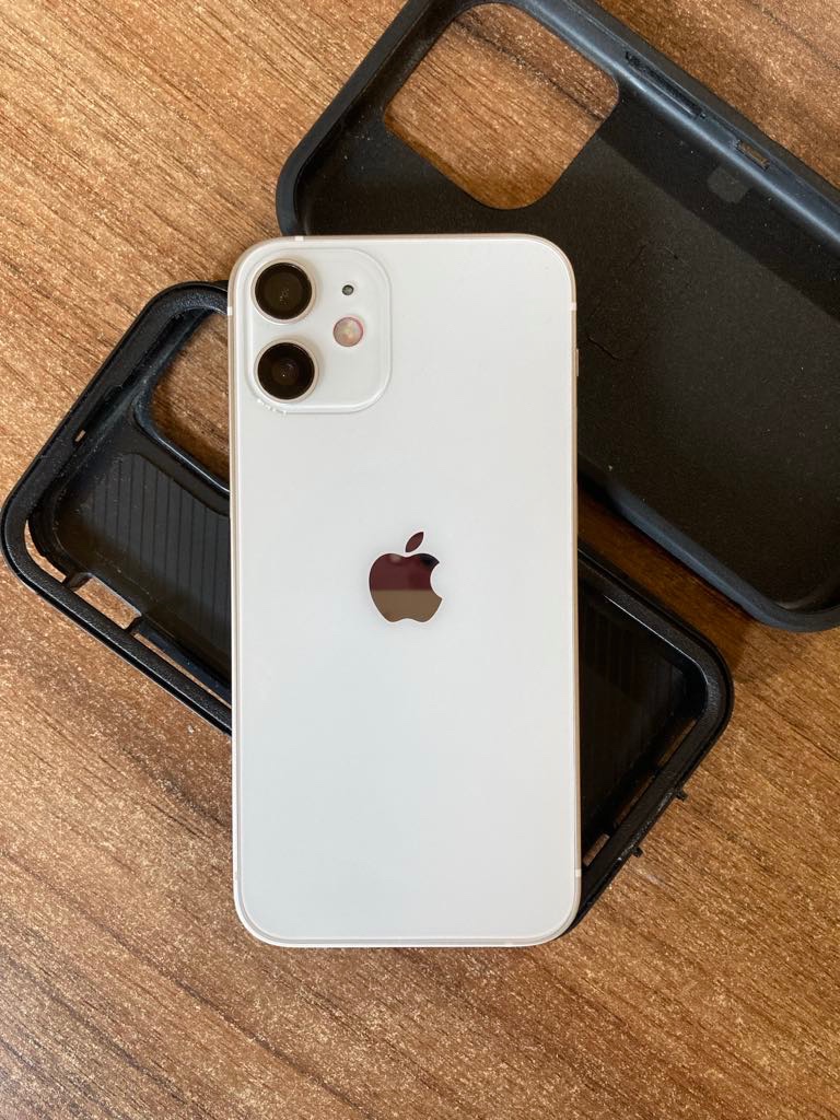 IPhone 12 mini 128 GB – nižšia cena kvôli chybám