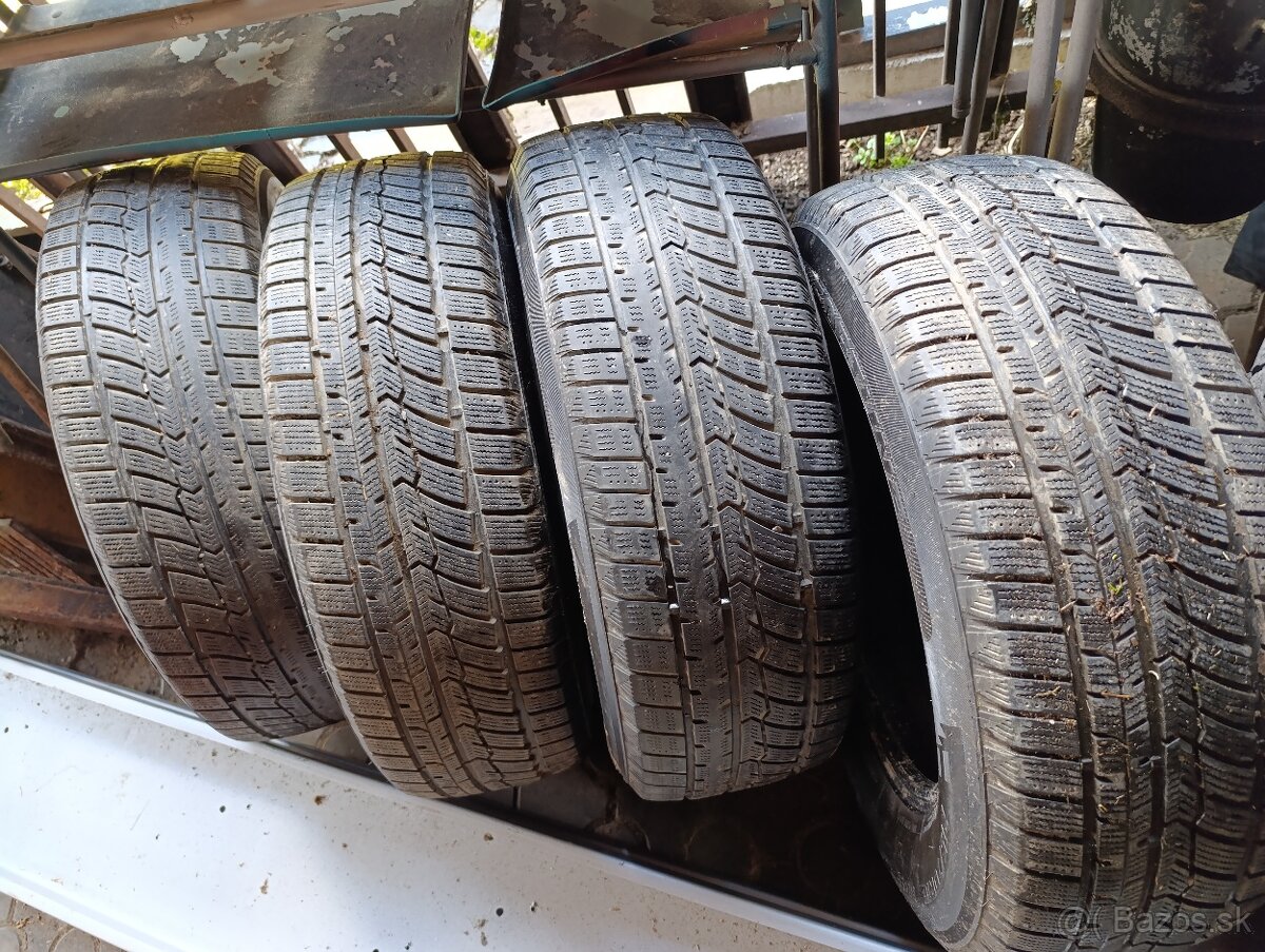 215/70r16