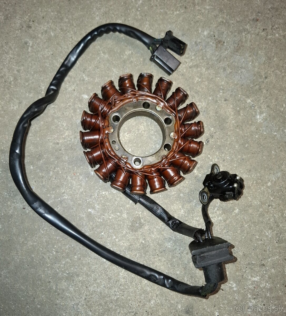 Suzuki Burgman 400. Stator zapalování.  Od 1998