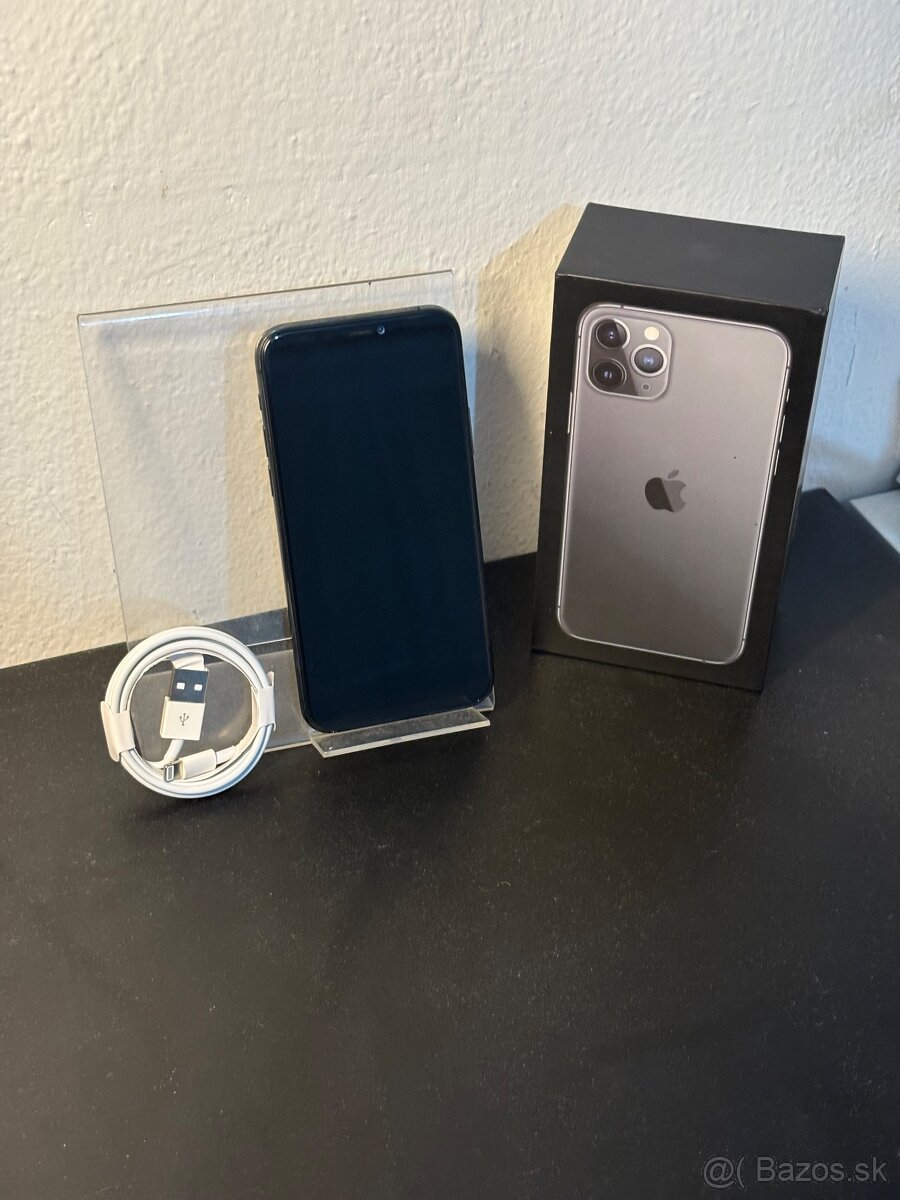 Predám Apple iPhone 11 PRO 256GB Black Stsv Nového Telefónu