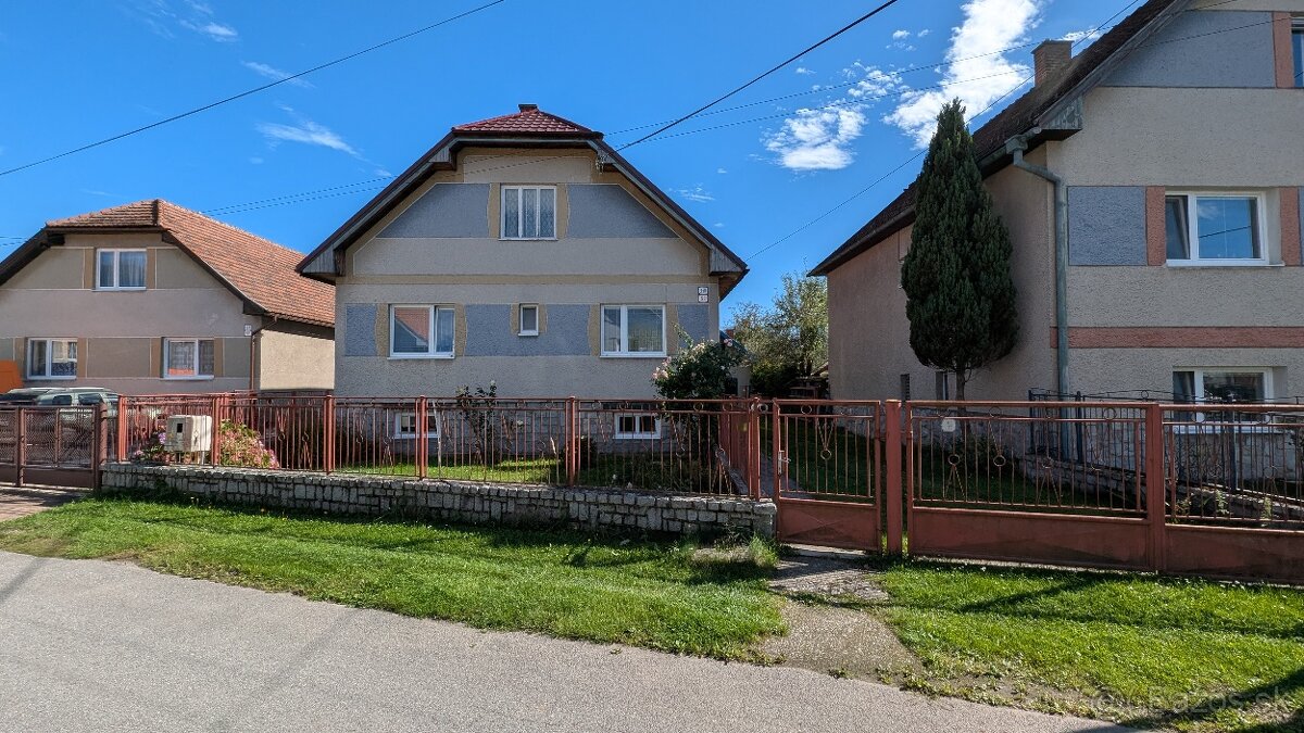 5-izbový rodinný dom s garážou a pozemkom 770 m² – Turany, o
