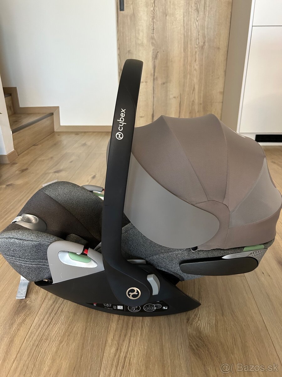 Cybex Cloud T I-SIZE Plus + BASE T Black
