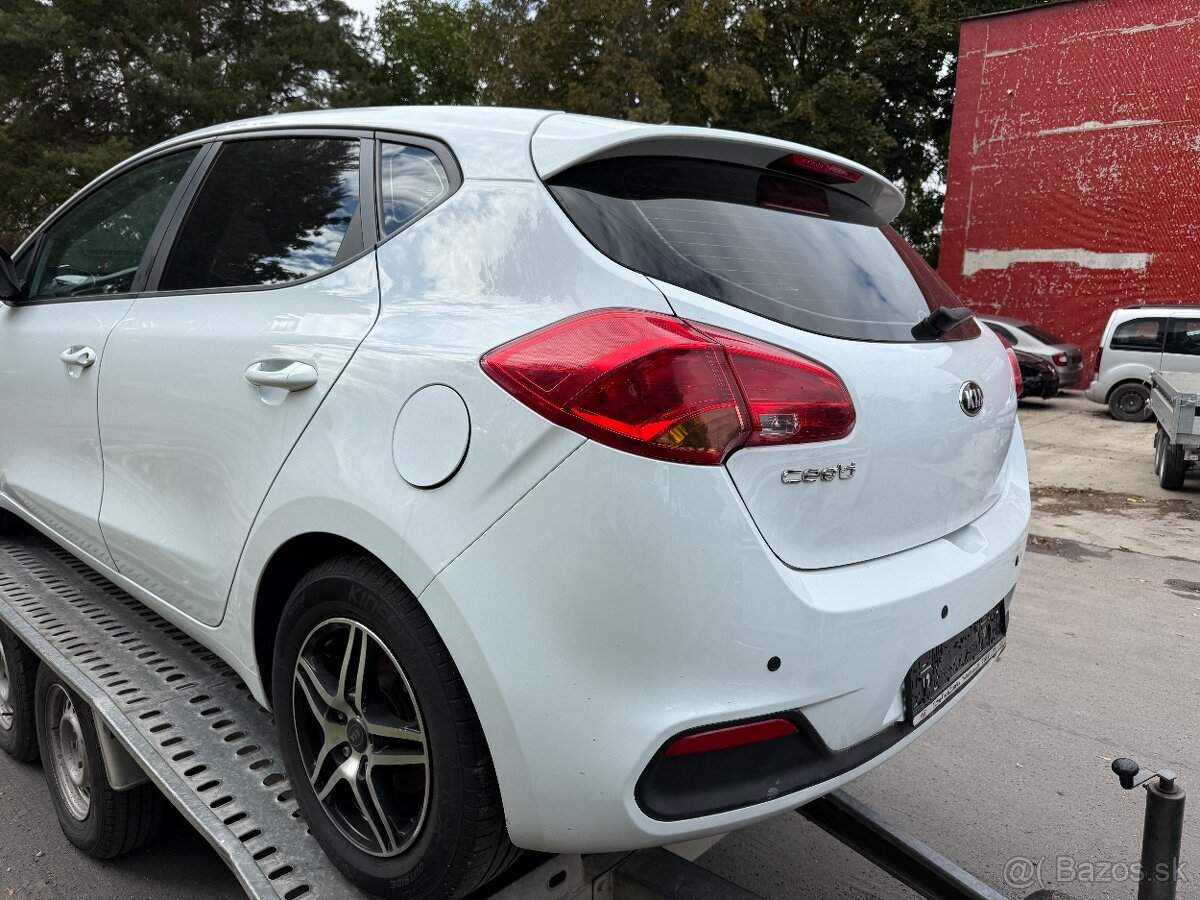 Rozpredam Kia Ceed II HB 1.6 GDI G4FD