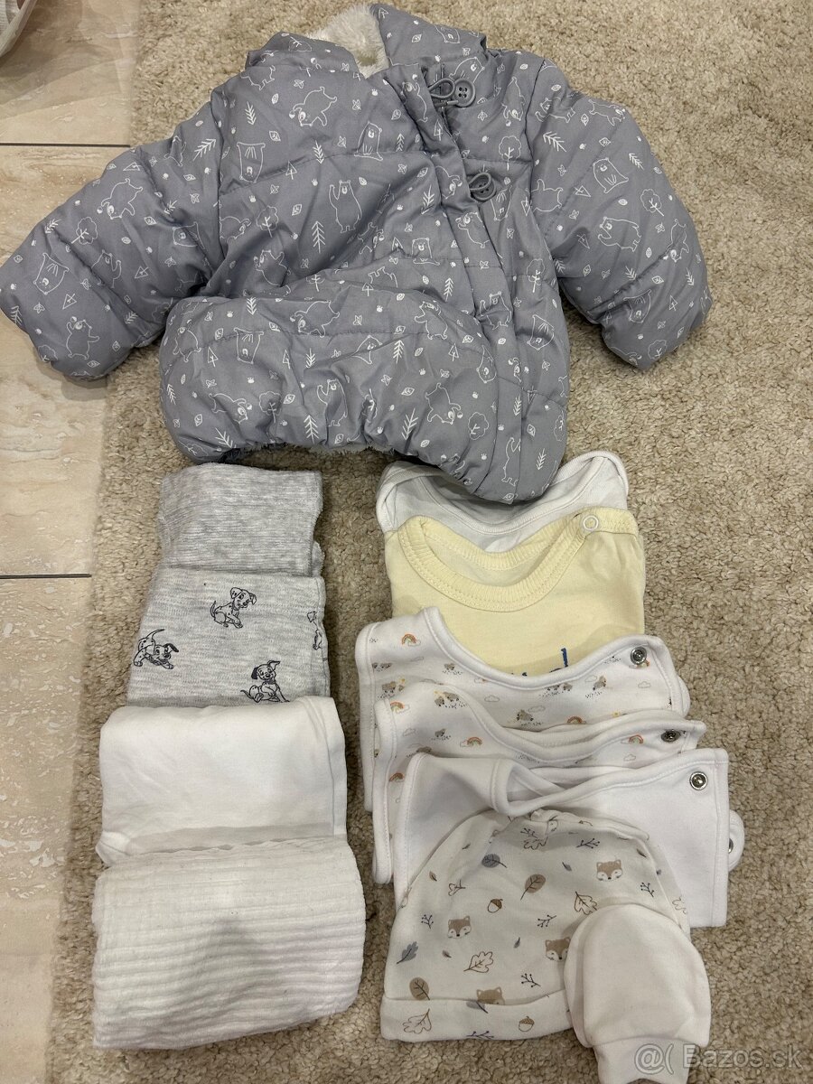 Balík oblečenia pre novorodenca-farba neutral