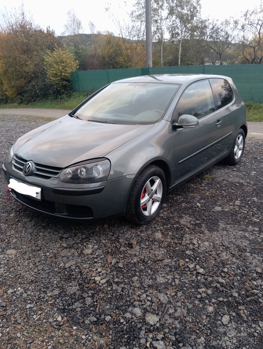 VW Golf V 1.4 16V 55 kW