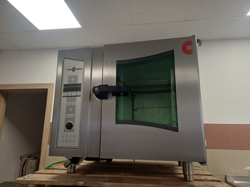 Konvektomat Convotherm OEB 6.10 – použitý