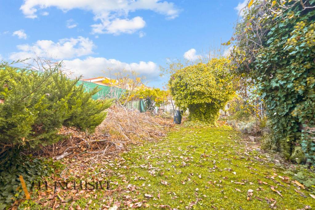 ALL INCLUSIVE | NA PREDAJ STAVEBNÝ POZEMOK (565 m²), IVANKA 