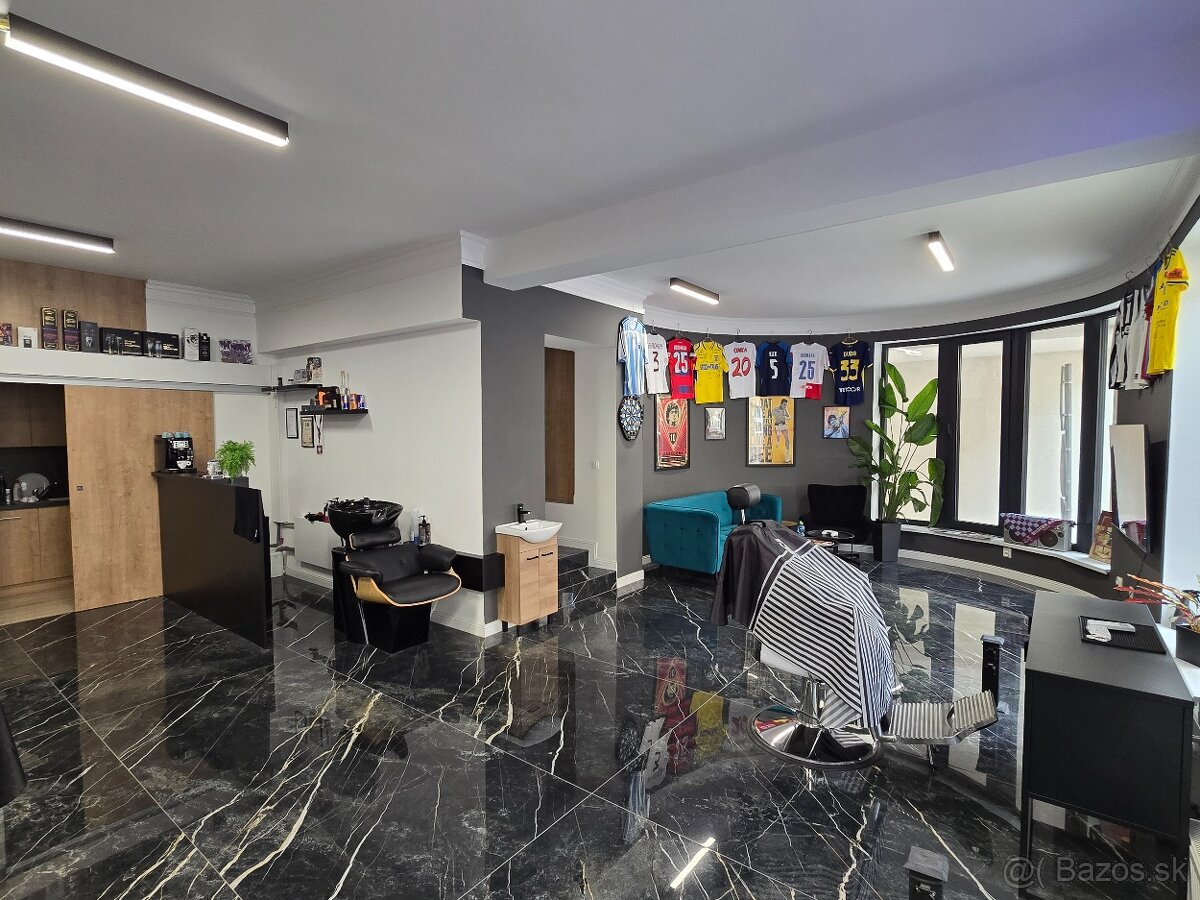 Prenájom kresla pre Barbera/Kaderníčku