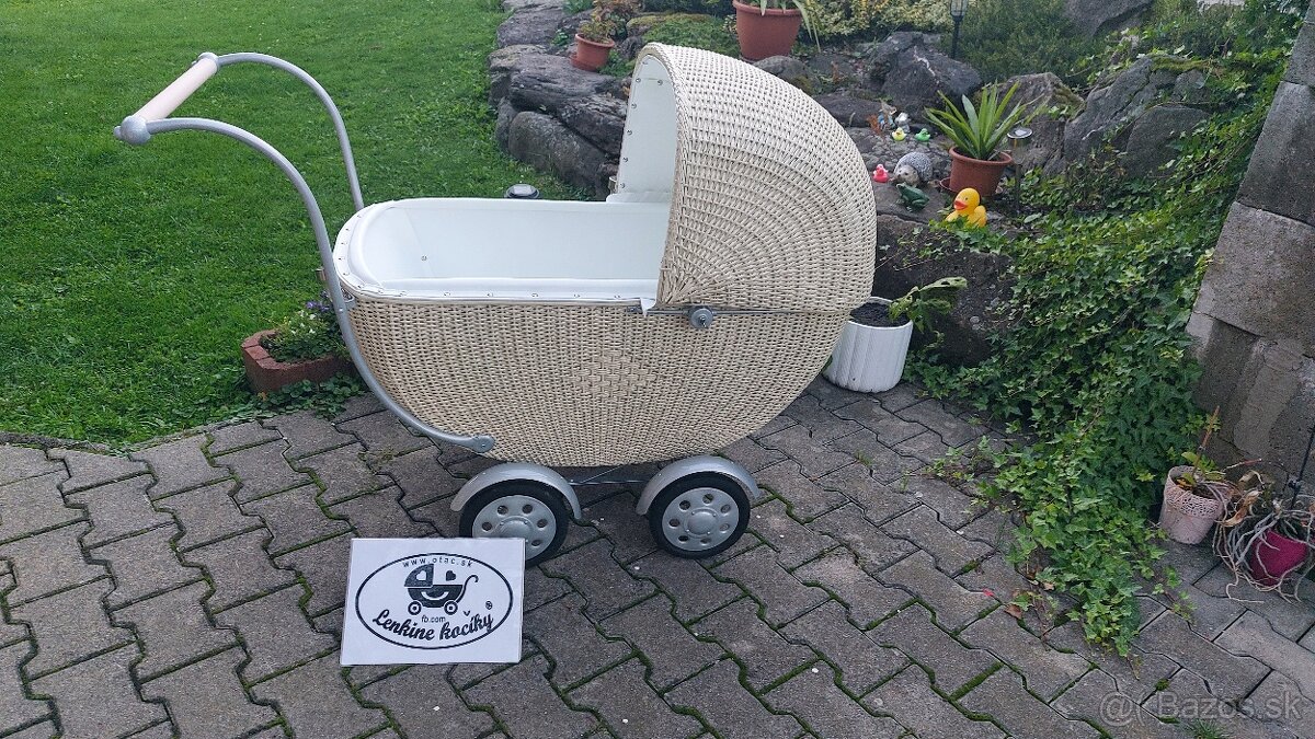 Starozitny kocik pre bábätko