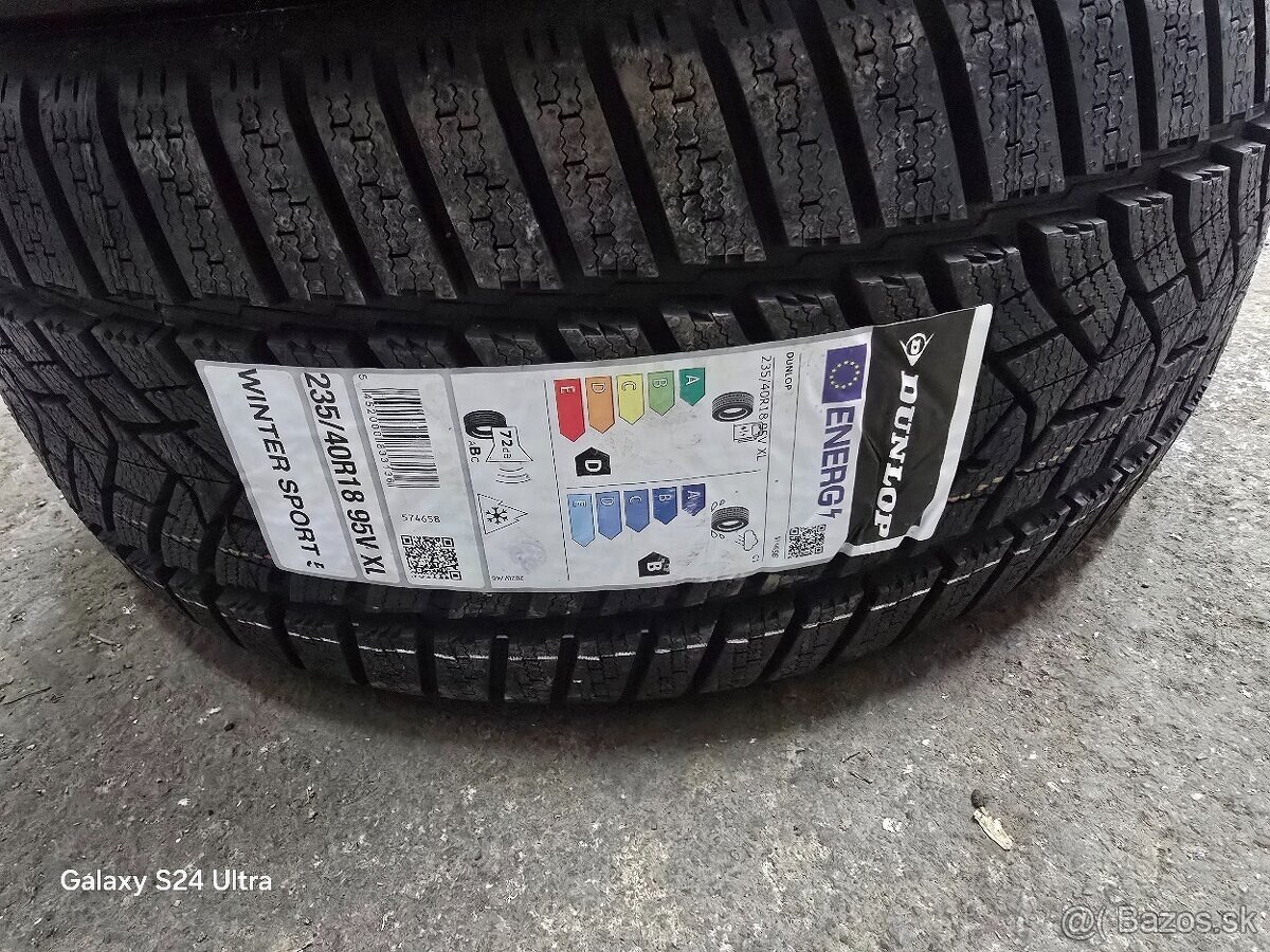 Dunlop winter sport 235/40 r18 1125