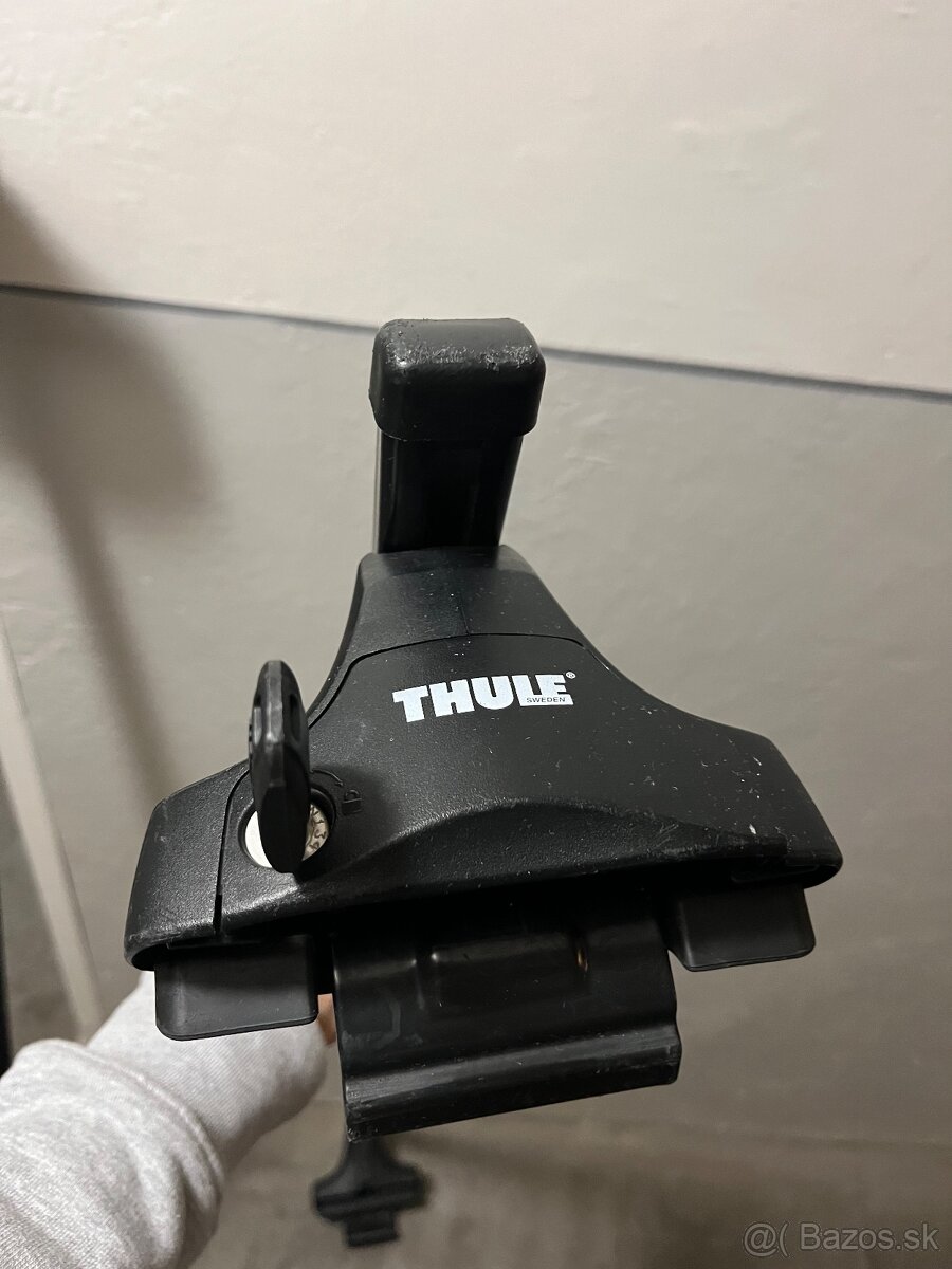 Strešný nosič Thule Range Rover Sport