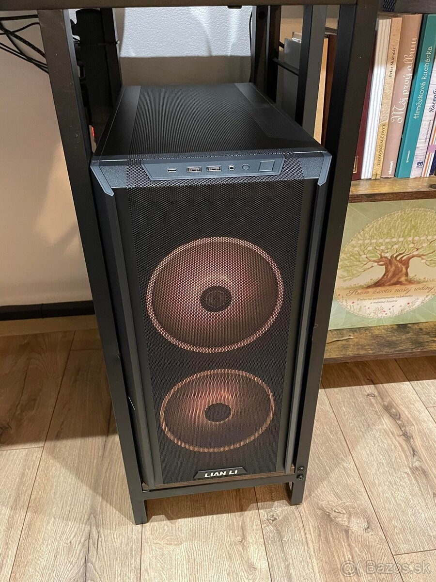 Pc skriňa Lian Li 216 RGB black