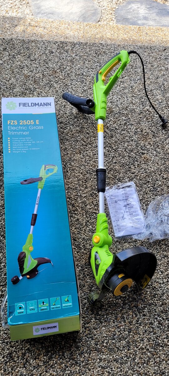 Predám el.krovinorez 30cm záber.Nový.