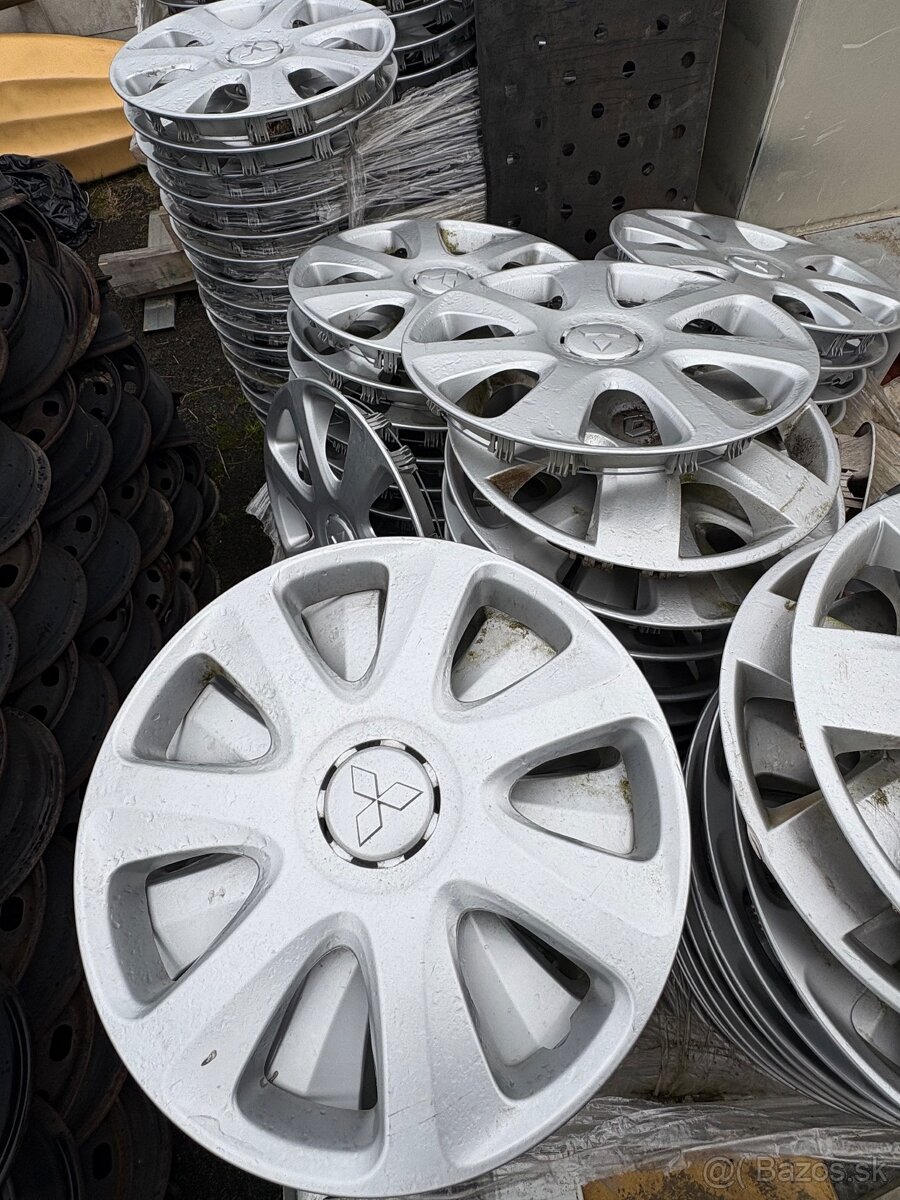 Puklice na plechove disky 16"