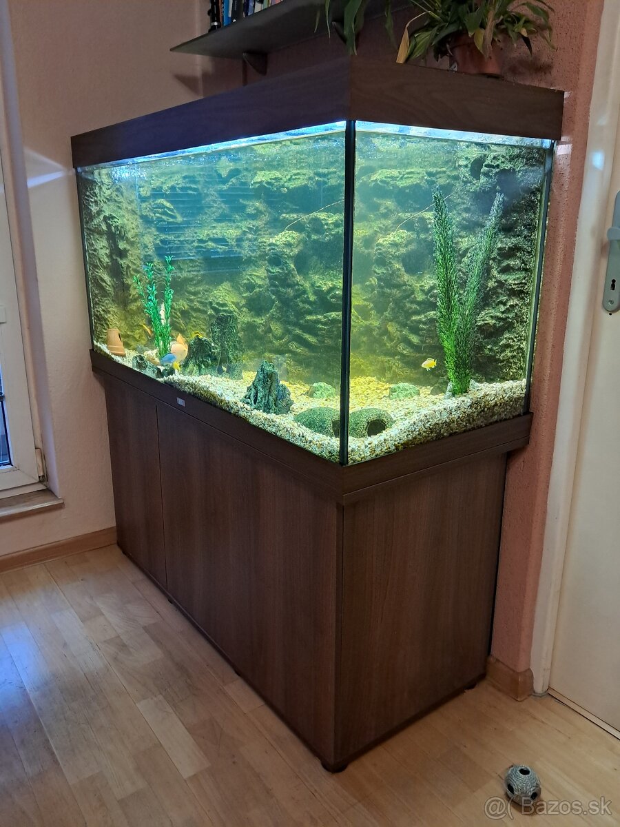 Akvárium Juwel 240l