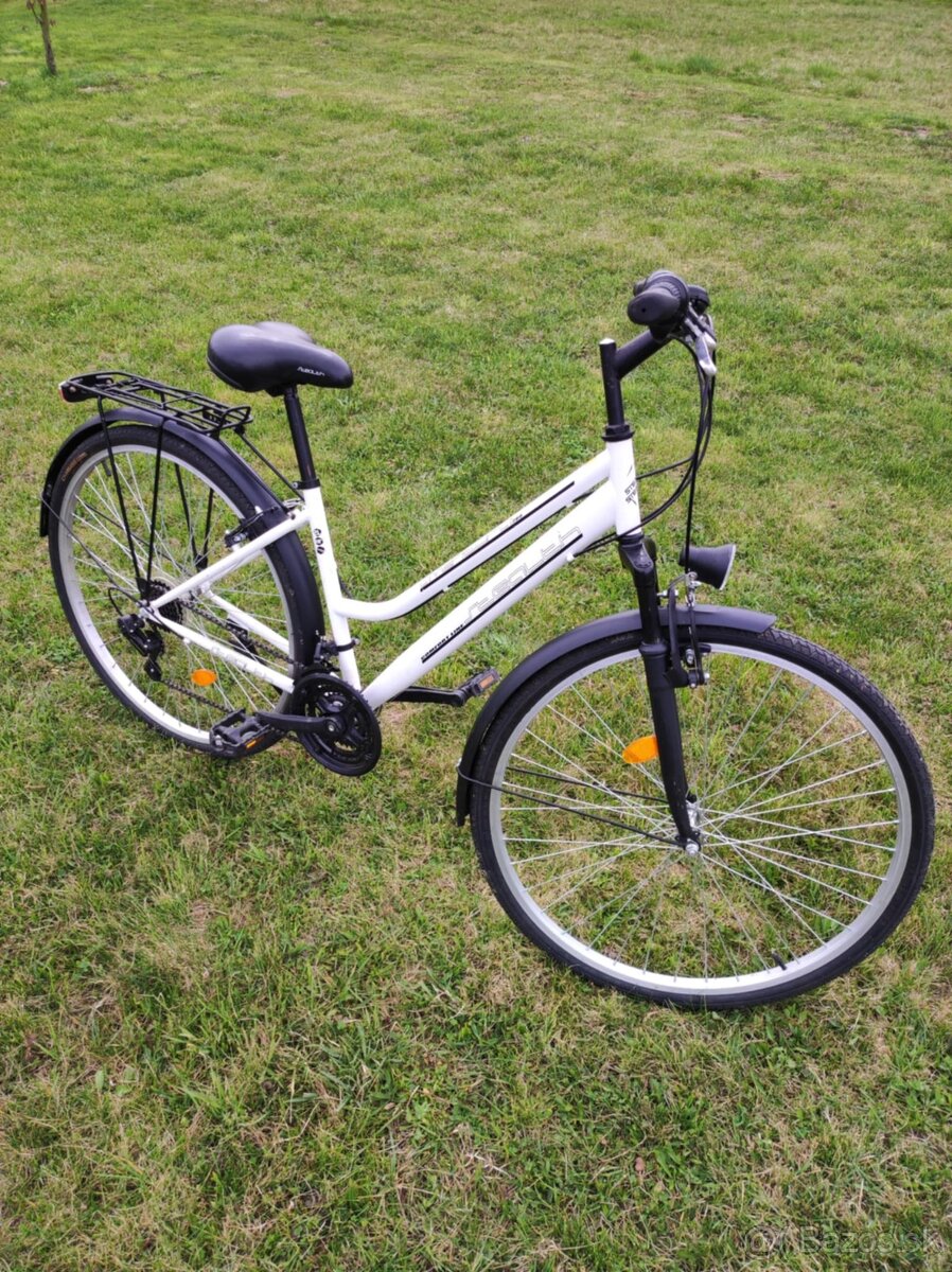 Stealth Awentura 280