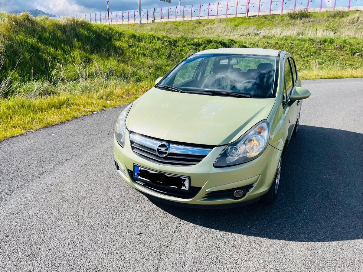 Opel Corsa 1.2 benzín