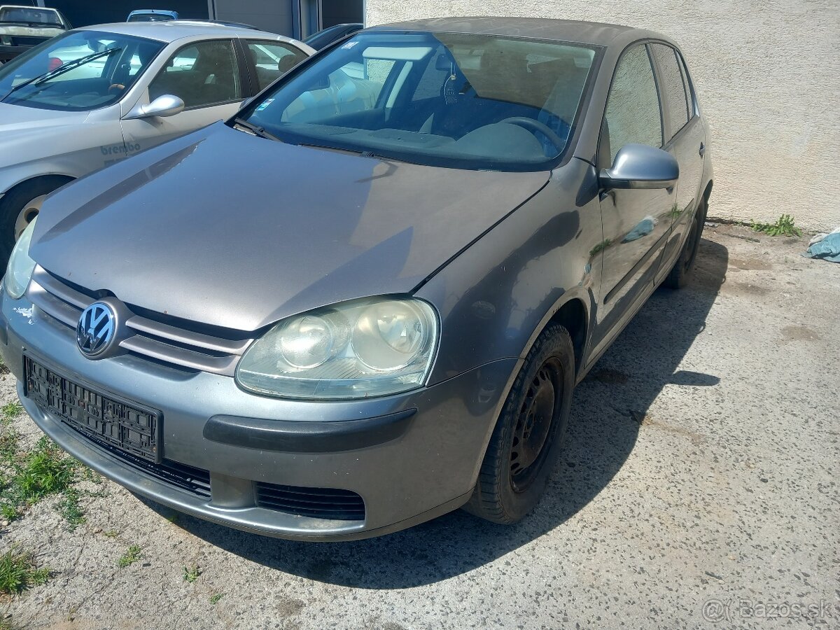 Rozpredám na diely VW Golf 5